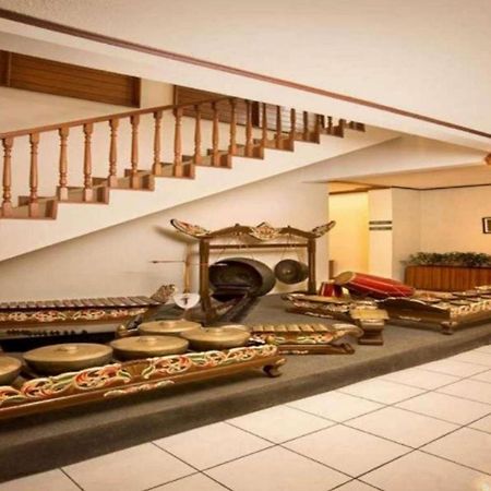 Paniisan Hotel Bandung Buitenkant foto