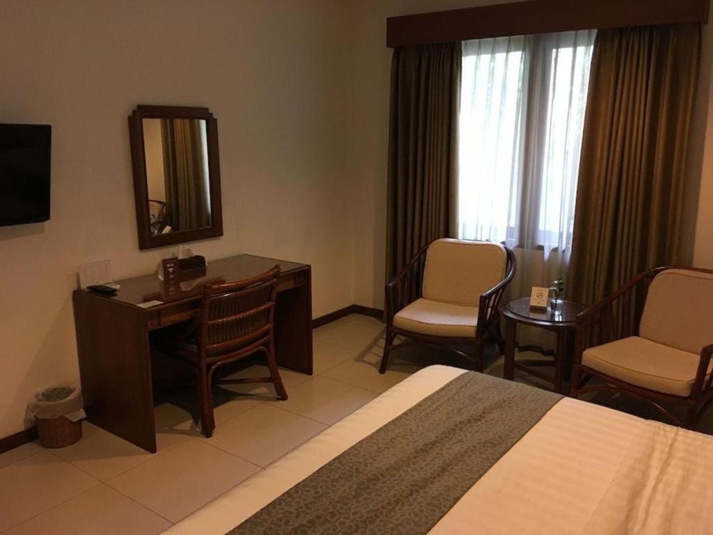 Paniisan Hotel Bandung Buitenkant foto