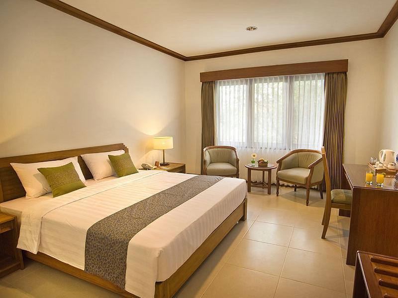 Paniisan Hotel Bandung Buitenkant foto